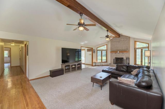 24031 S SCHOOLHOUSE Road, Manhattan, IL 60442