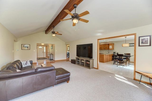 24031 S SCHOOLHOUSE Road, Manhattan, IL 60442