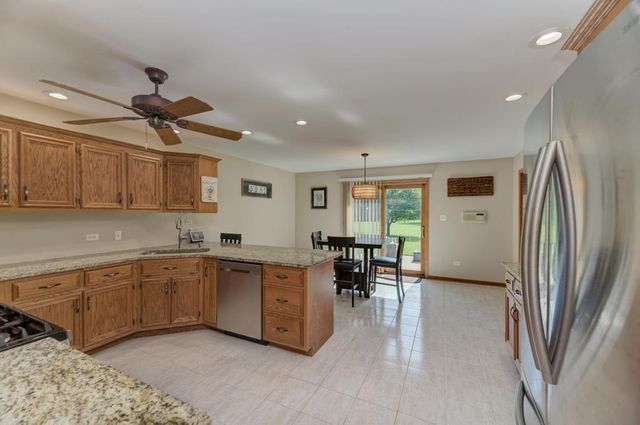 24031 S SCHOOLHOUSE Road, Manhattan, IL 60442