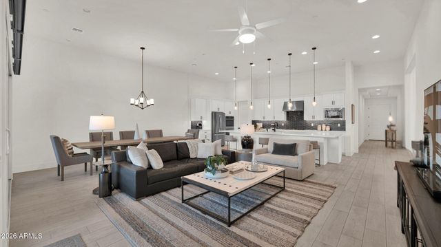 38500 N SCHOOL HOUSE Road 8, Cave Creek, AZ 85331