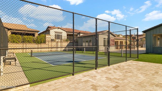 38500 N SCHOOL HOUSE Road 8, Cave Creek, AZ 85331
