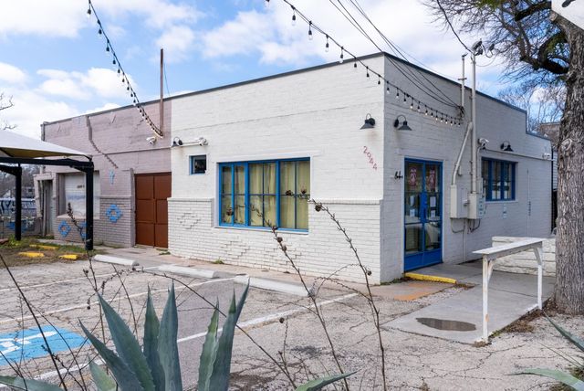 1903 Maple Ave, Austin, TX 78722