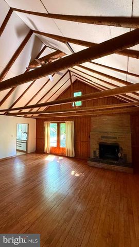 86 ROBIN LN, Harpers Ferry, WV 25425