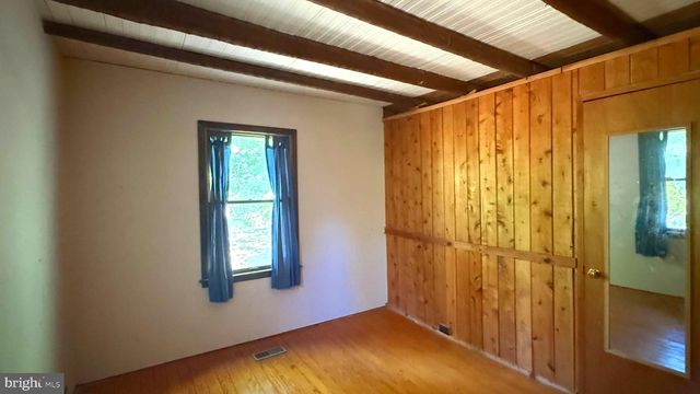 86 ROBIN LN, Harpers Ferry, WV 25425