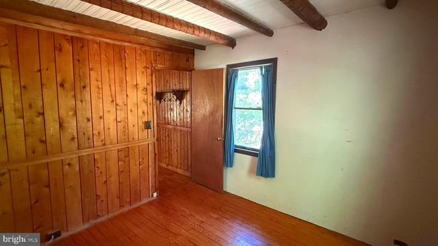 86 ROBIN LN, Harpers Ferry, WV 25425