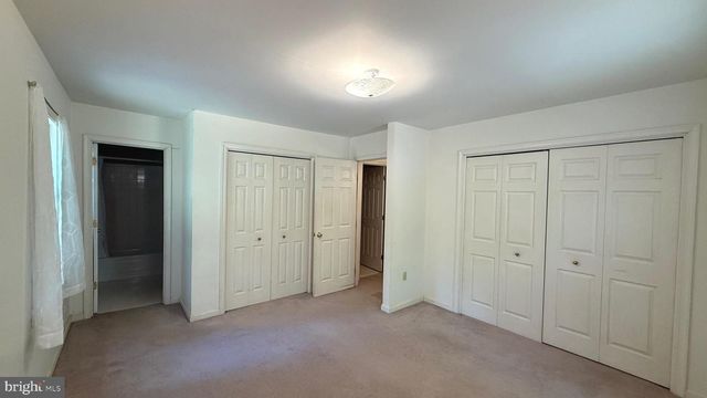 86 ROBIN LN, Harpers Ferry, WV 25425