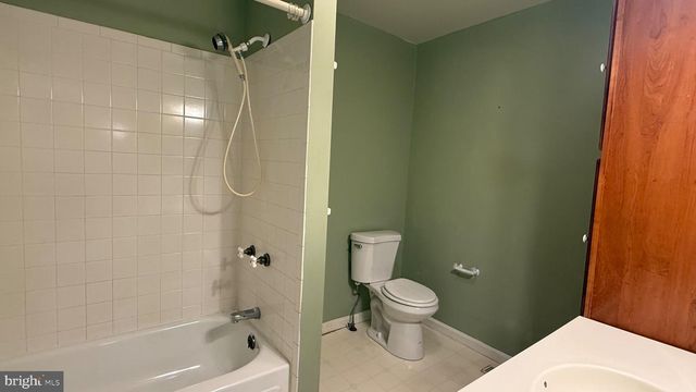 86 ROBIN LN, Harpers Ferry, WV 25425