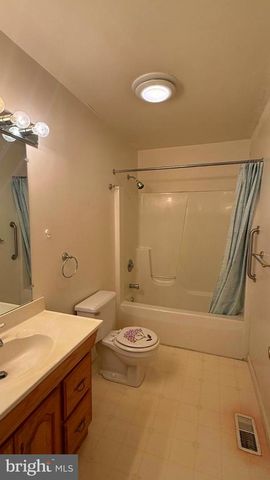 86 ROBIN LN, Harpers Ferry, WV 25425