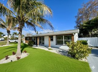 1500 CARSON CIRCLE NE, St Petersburg, FL 33703