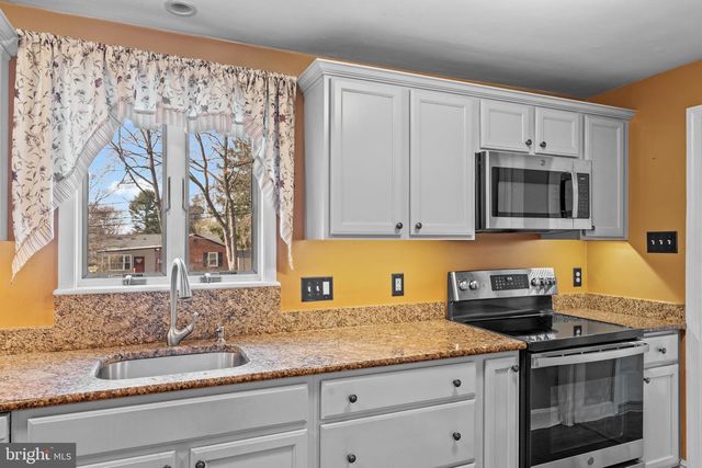 505 STATION AVE, Glenside, PA 19038