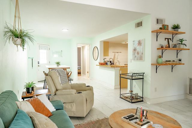 3804 Windjammer Ln, St Augustine, FL 32084