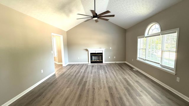 372 Reynolds Drive, Richmond, KY 40475