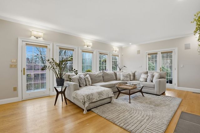 531 Salisbury Street, Worcester, MA 01609