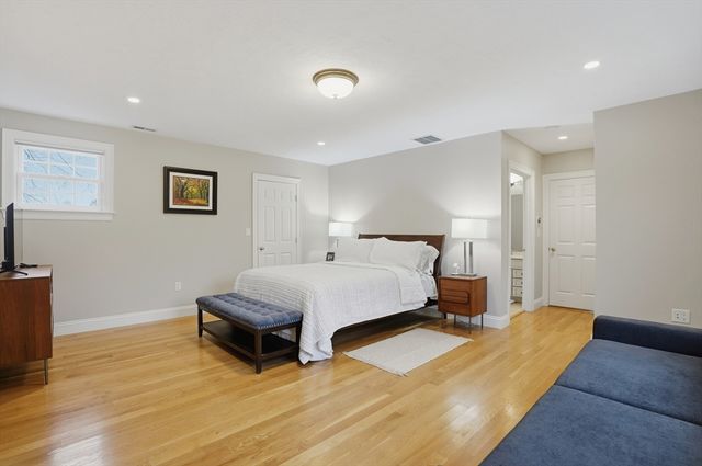 531 Salisbury Street, Worcester, MA 01609