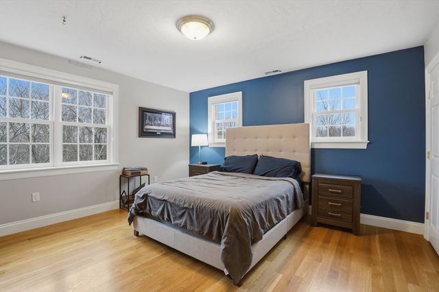 531 Salisbury Street, Worcester, MA 01609