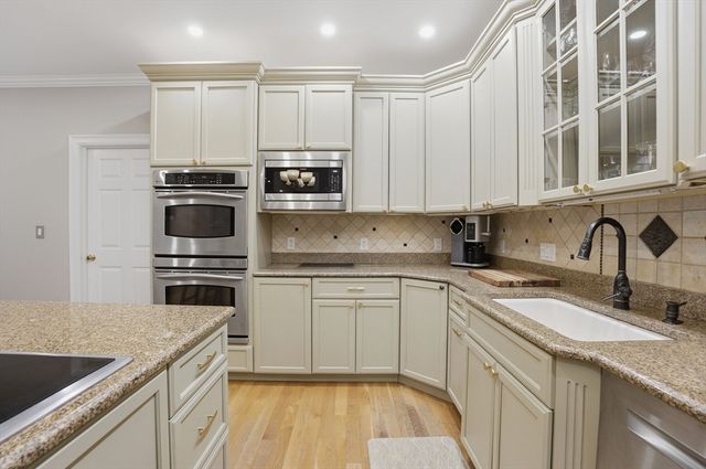 531 Salisbury Street, Worcester, MA 01609