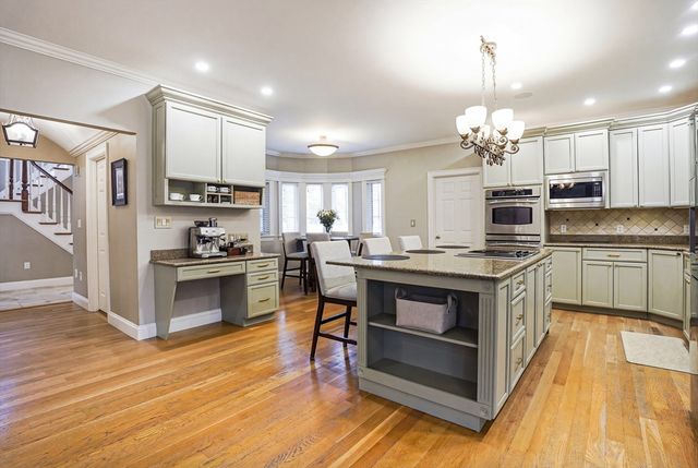 531 Salisbury Street, Worcester, MA 01609
