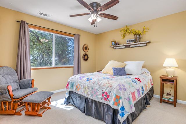 9290 Cramer Rd, Auburn, CA 95602