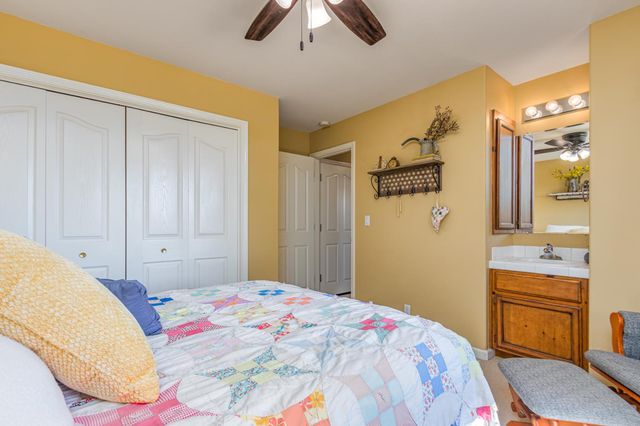 9290 Cramer Rd, Auburn, CA 95602