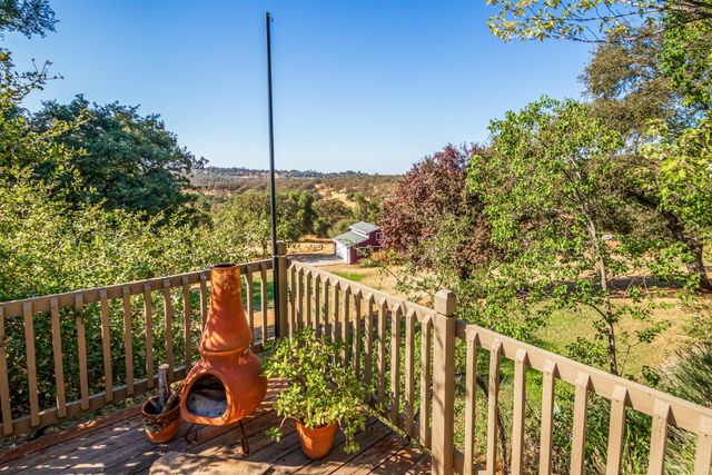 9290 Cramer Rd, Auburn, CA 95602