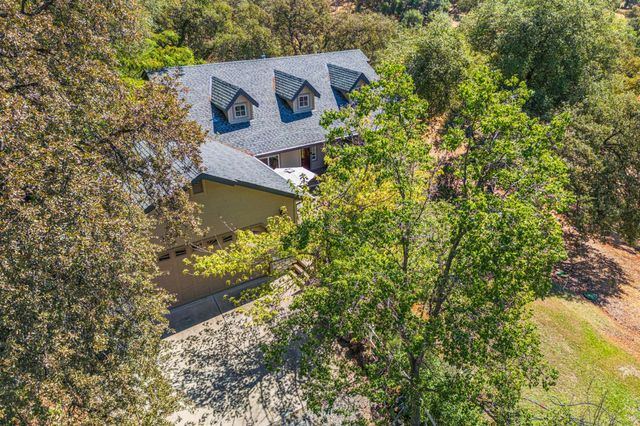 9290 Cramer Rd, Auburn, CA 95602