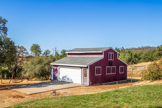 9290 Cramer Rd, Auburn, CA 95602