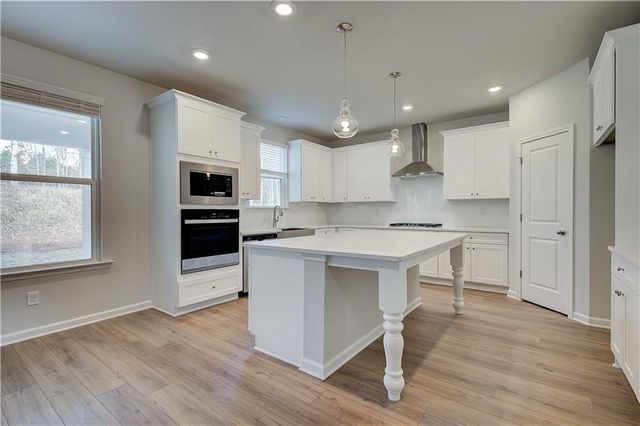 2505 Dixon Place, Lawrenceville, GA 30045