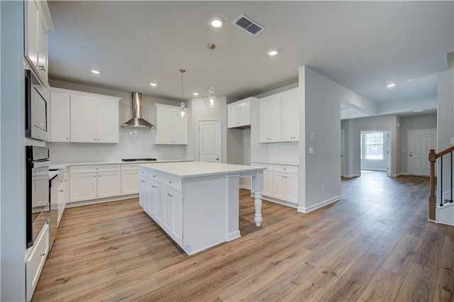 2505 Dixon Place, Lawrenceville, GA 30045