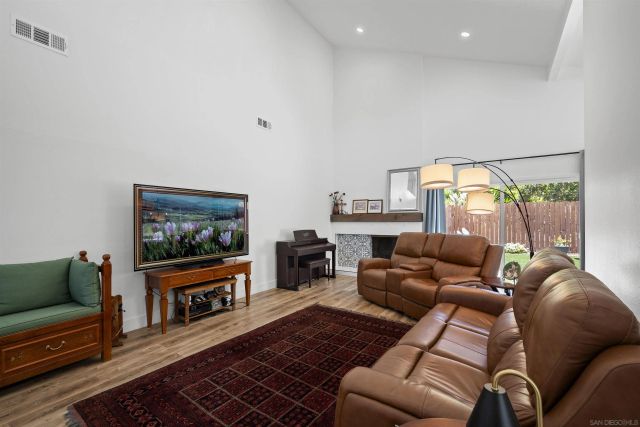 7655 Jennite Drive, San Diego, CA 92119
