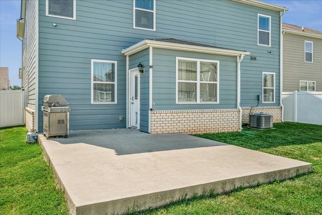 1304 Rosewood Dr, White House, TN 37188