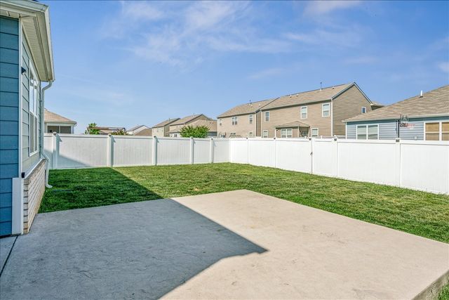 1304 Rosewood Dr, White House, TN 37188