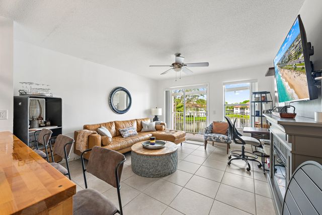 261 Cypress Point Drive, Palm Beach Gardens, FL 33418
