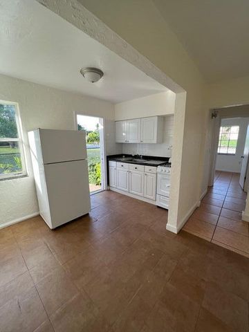 626 S Federal Highway 5, Lake Worth Beach, FL 33460