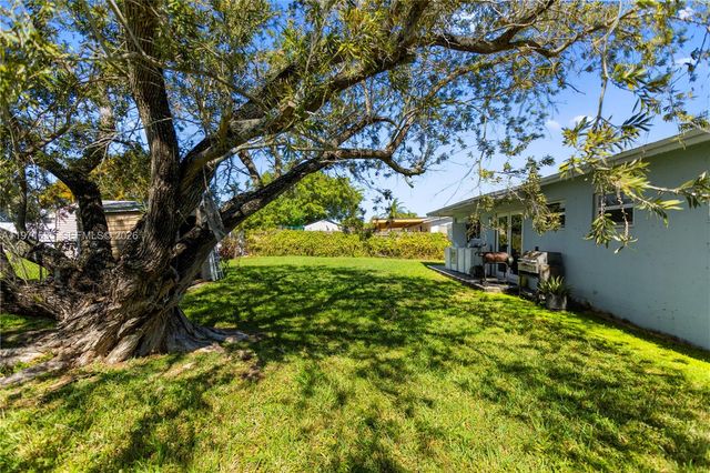 14264 SW 109th Ct, Miami, FL 33176