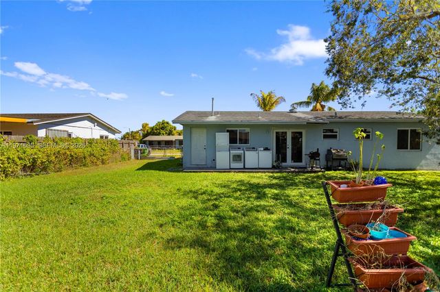 14264 SW 109th Ct, Miami, FL 33176