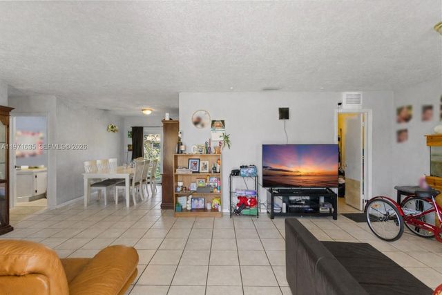 14264 SW 109th Ct, Miami, FL 33176