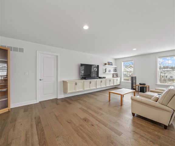 3095 Millbury Lane, Ann Arbor, MI 48105