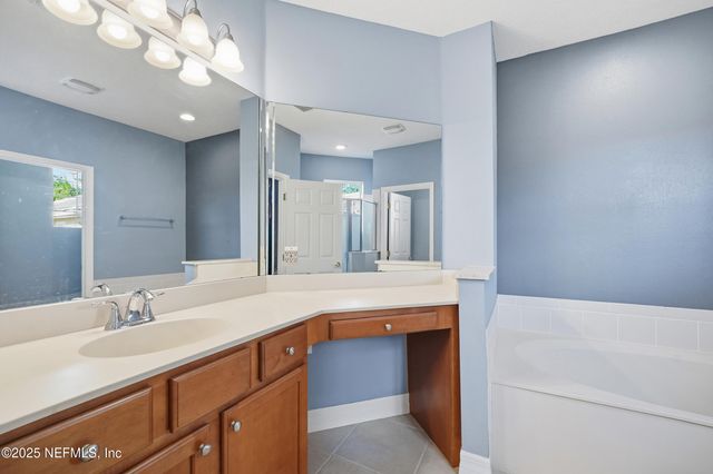 535 HEDGEWOOD Drive, St. Augustine, FL 32092