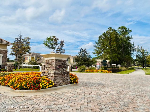 535 HEDGEWOOD Drive, St. Augustine, FL 32092