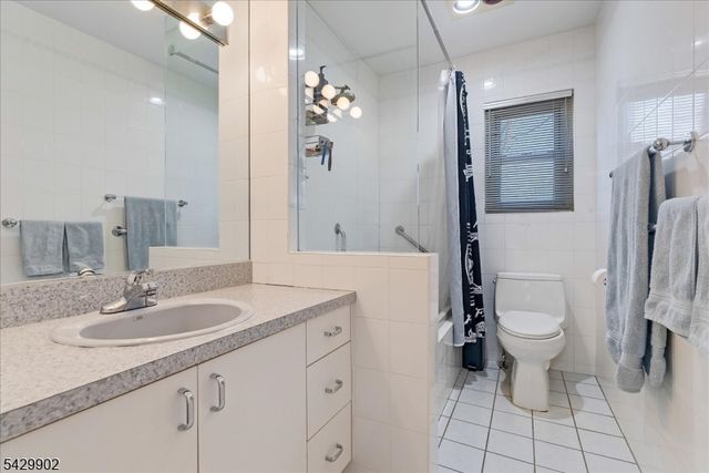 361 Claremont Ave 11, Montclair Twp., NJ 07042