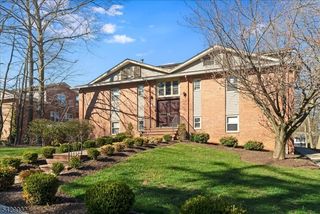361 Claremont Ave 11, Montclair Twp., NJ 07042