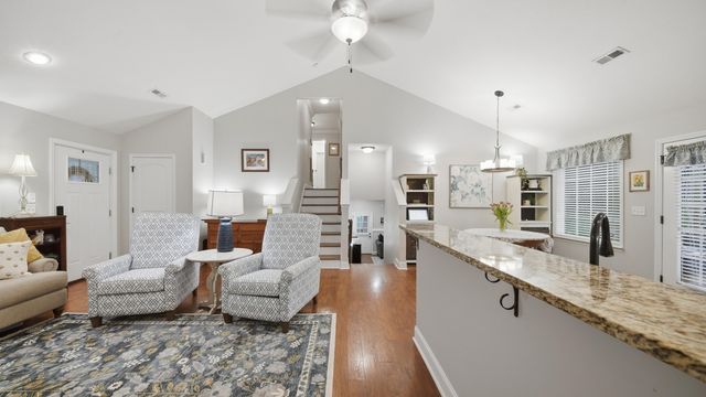 1848 Short Leaf Lane, Soddy Daisy, TN 37379