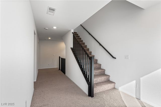 7482 Lodano Avenue, Las Vegas, NV 89113