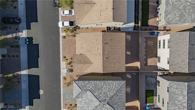 7482 Lodano Avenue, Las Vegas, NV 89113