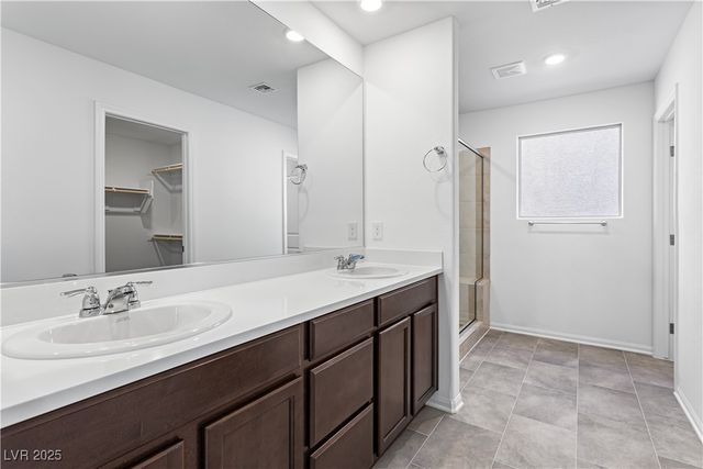 7482 Lodano Avenue, Las Vegas, NV 89113