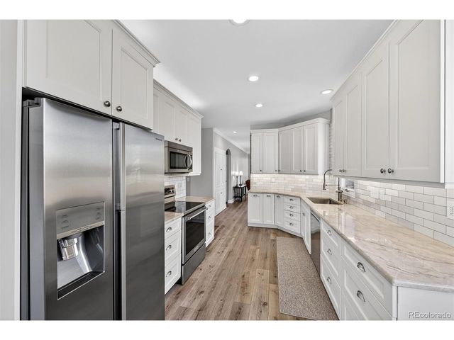 6685 Bright Water Trl, Littleton, CO 80125