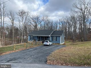 38 OLD OAK LN, Front Royal, VA 22630