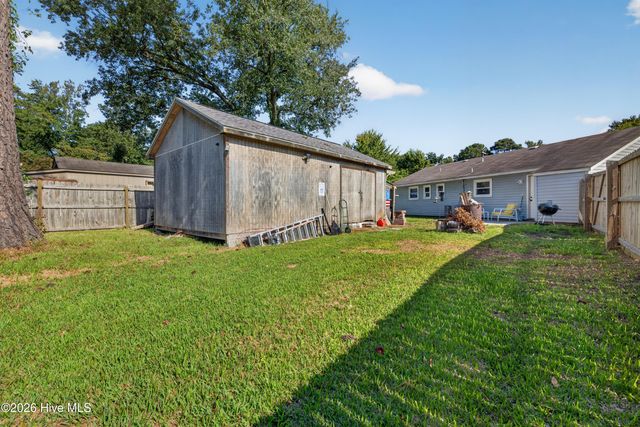 201 Southwold Drive, Wilmington, NC 28409