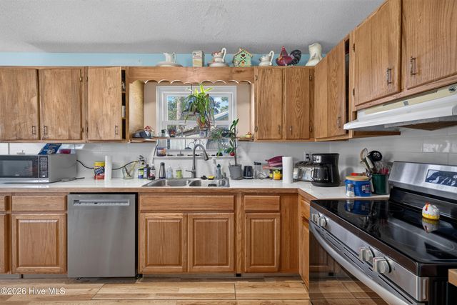 201 Southwold Drive, Wilmington, NC 28409