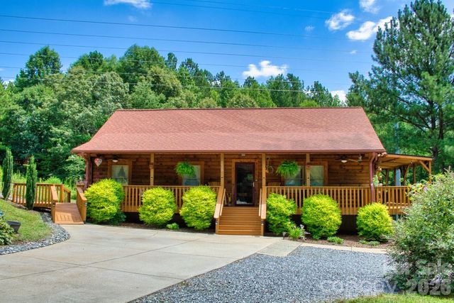 239 Hearthstone Drive, Union Mills, NC 28167